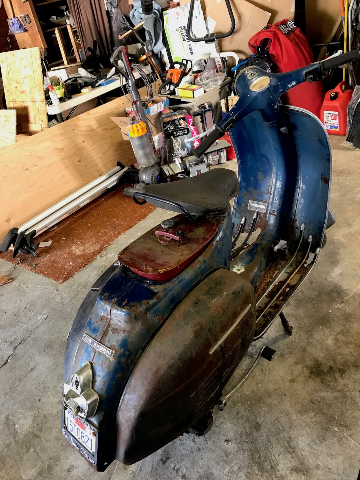 Vespa before restoration 2